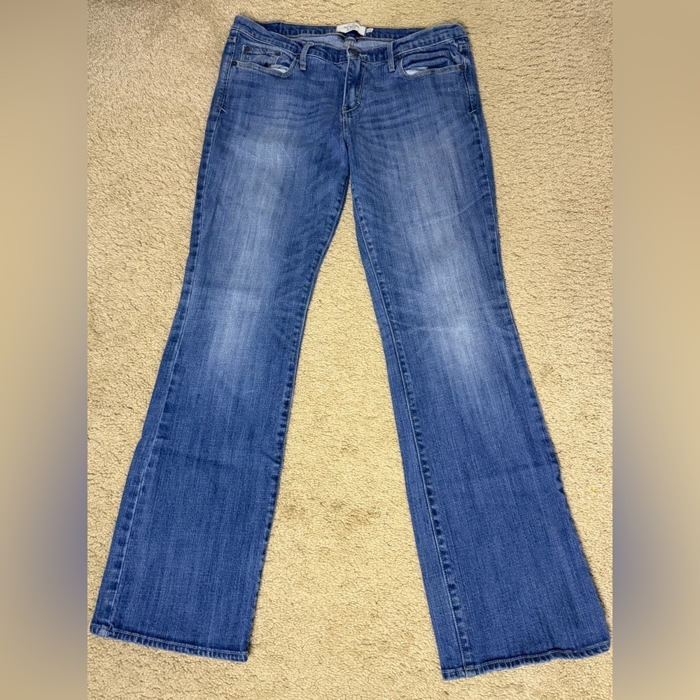 Abercrombie & Fitch Light Blue Straight Leg Jeans - Picture 6 of 6